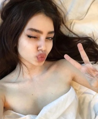 Верочка, 25